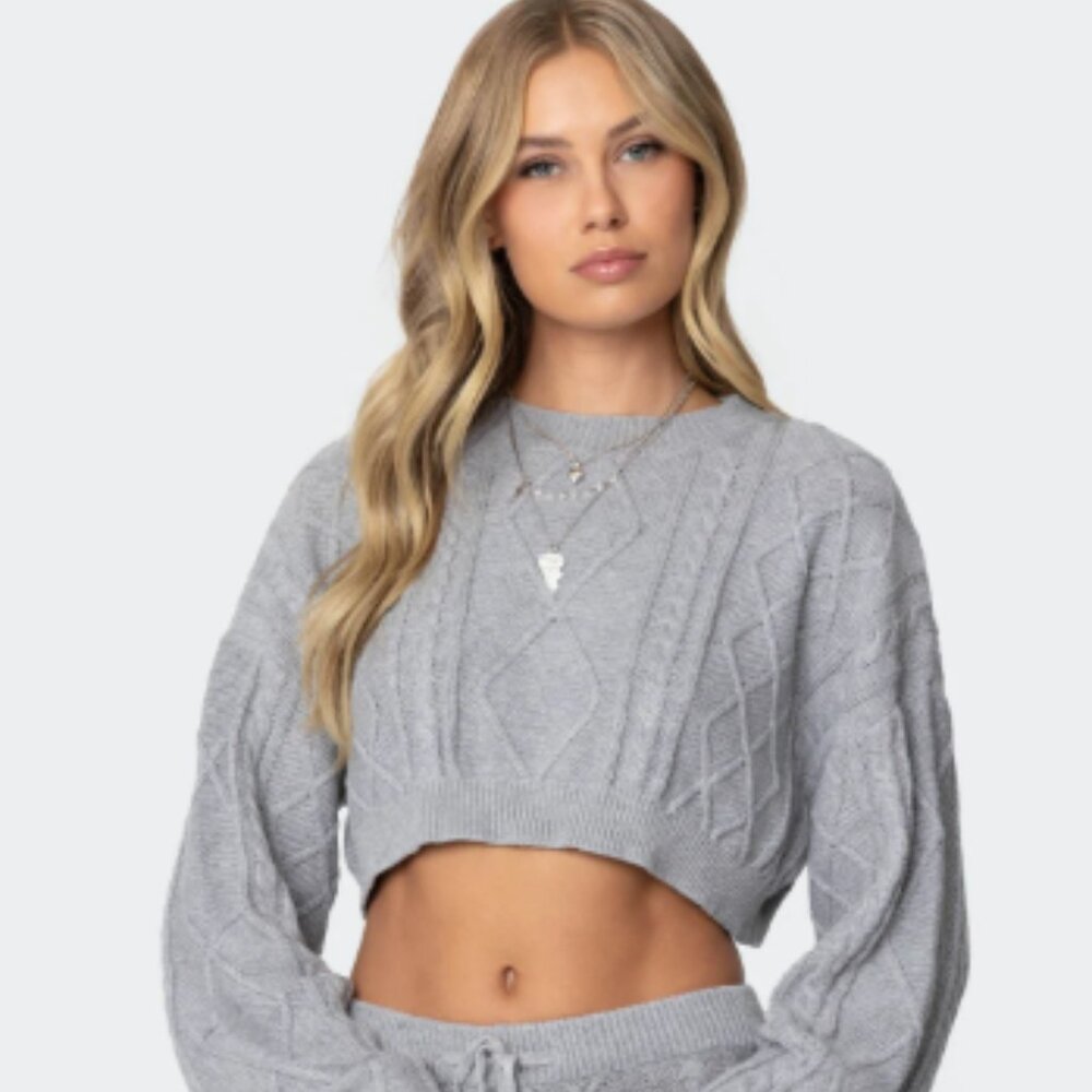 Edikted Kasey Cable Knit Cropped Cotton Long Sleeve Sweater in gray melange-M/L